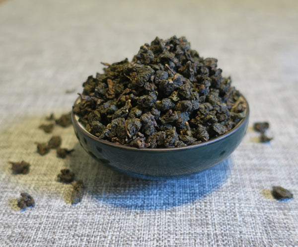 Organic Roasted Traditional Dong Ding Frozen Summit Taiwan Oolong Tea